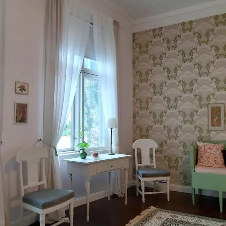 Beautifully Restored 1908 Tammisaari Apartamento *