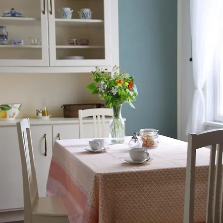 Apartamento Beautifully Restored 1908 Tammisaari *