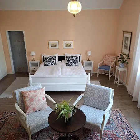 Beautifully Restored 1908 Tammisaari Apartamento Ekenas